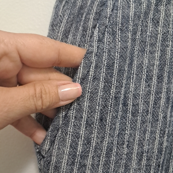 Ellen Tracy Women's Pants Size M Linen and Rayon Blend Striped. - Picture 7 of 11
